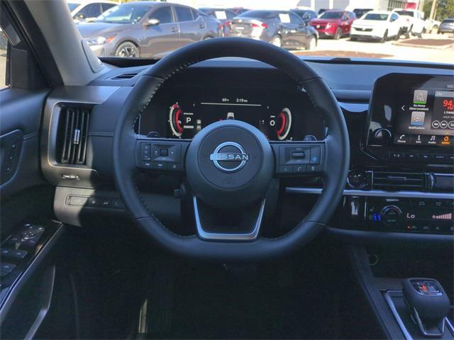new 2025 Nissan Pathfinder car, priced at $42,238