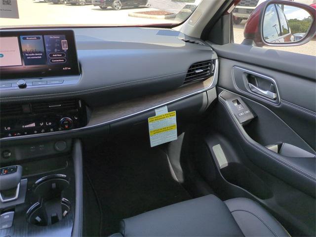 new 2025 Nissan Rogue car, priced at $37,881