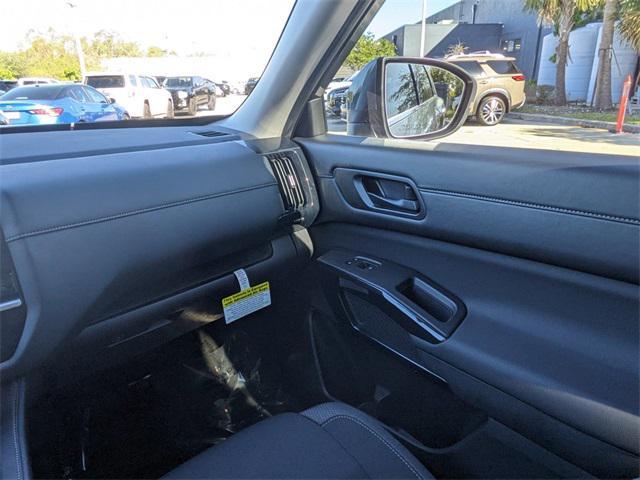 new 2025 Nissan Pathfinder car, priced at $33,512