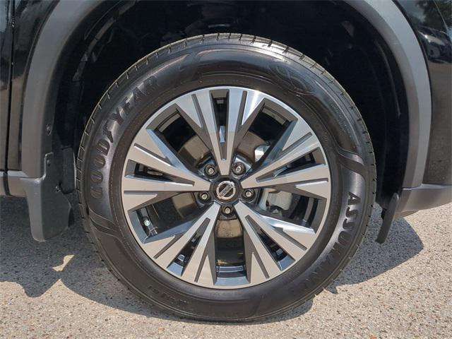 used 2021 Nissan Rogue car, priced at $17,271
