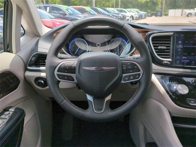 used 2023 Chrysler Pacifica car, priced at $26,992