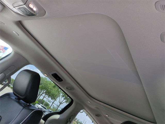 used 2023 Chrysler Pacifica car, priced at $26,992
