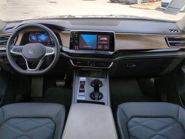 used 2024 Volkswagen Atlas car, priced at $30,992