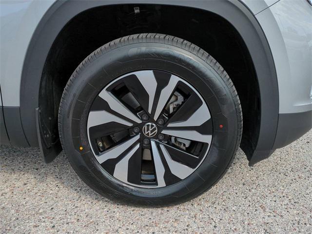 used 2024 Volkswagen Atlas car, priced at $30,992