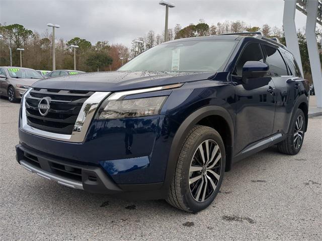 new 2025 Nissan Pathfinder car, priced at $49,567