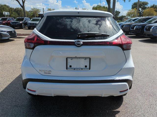 new 2025 Nissan Kicks car, priced at $22,180