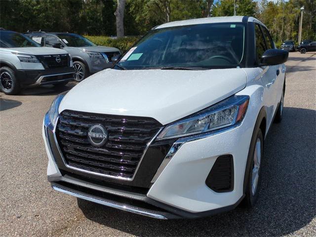 new 2025 Nissan Kicks car, priced at $22,180