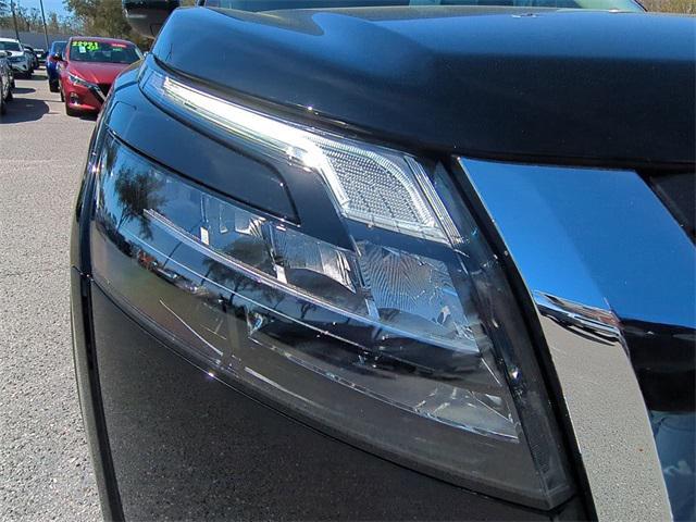 new 2025 Nissan Pathfinder car, priced at $47,309