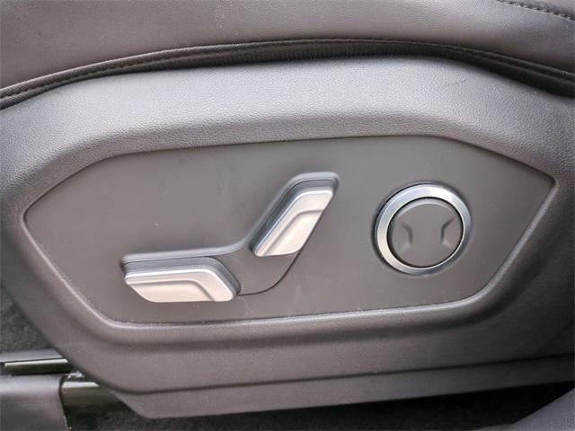 used 2024 Hyundai Santa Fe car, priced at $34,994