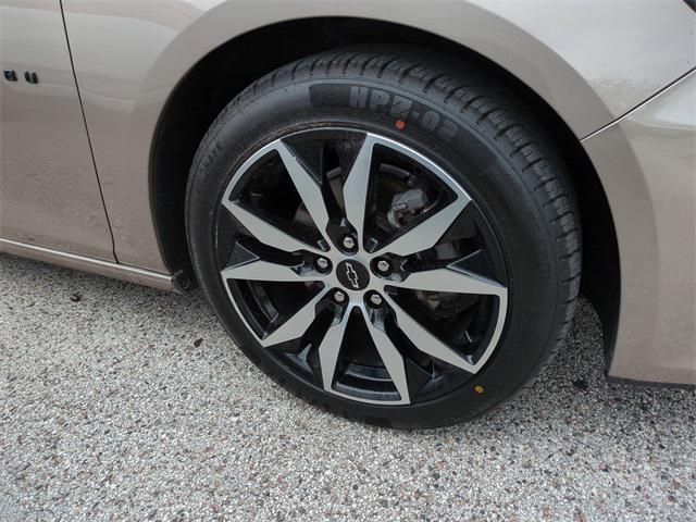 used 2022 Chevrolet Malibu car, priced at $17,981