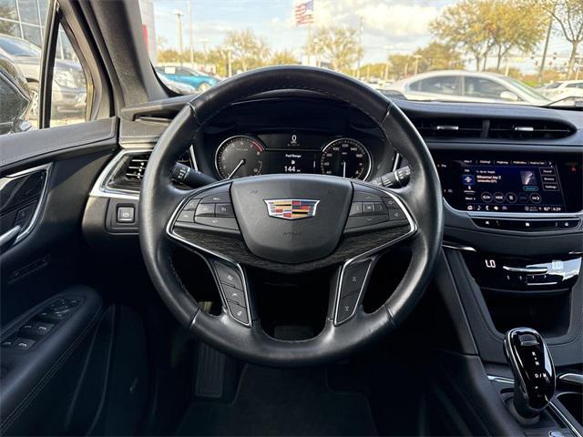 used 2021 Cadillac XT5 car, priced at $32,991