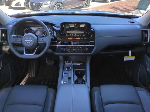 new 2025 Nissan Pathfinder car, priced at $35,332