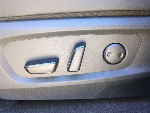 new 2025 Nissan Pathfinder car, priced at $35,332