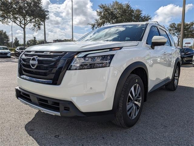 new 2024 Nissan Pathfinder car, priced at $38,642