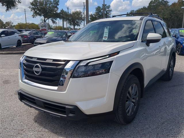 new 2024 Nissan Pathfinder car, priced at $37,928