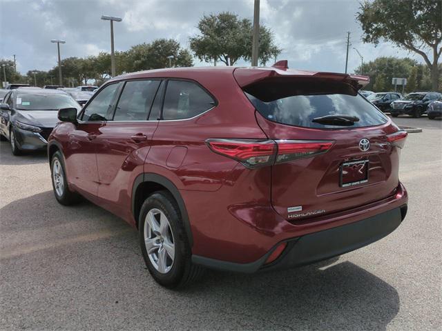 used 2021 Toyota Highlander car, priced at $26,899