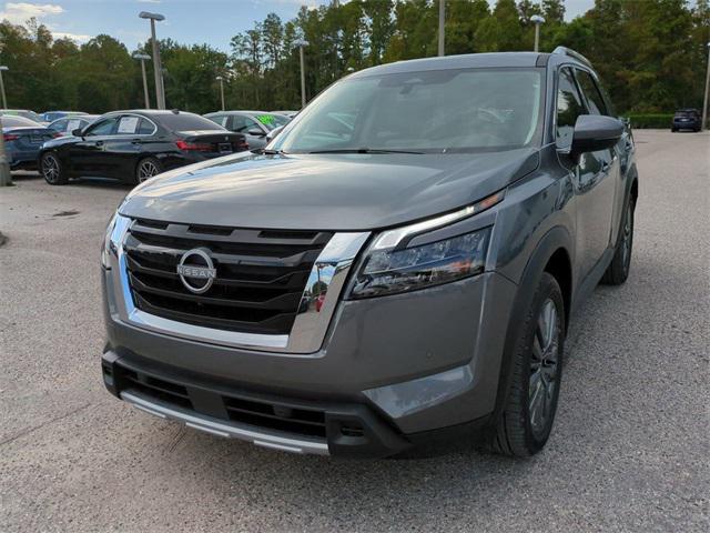 new 2025 Nissan Pathfinder car, priced at $42,200