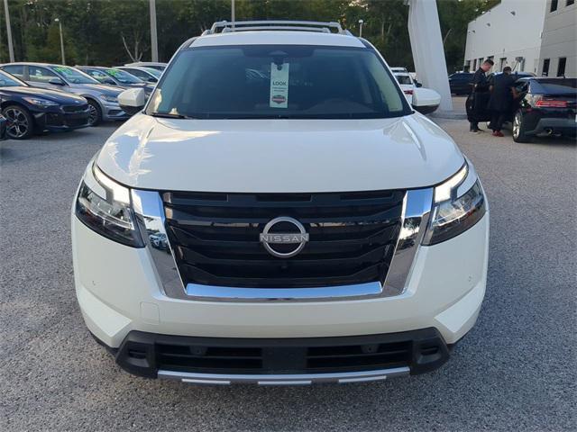 new 2024 Nissan Pathfinder car, priced at $38,964