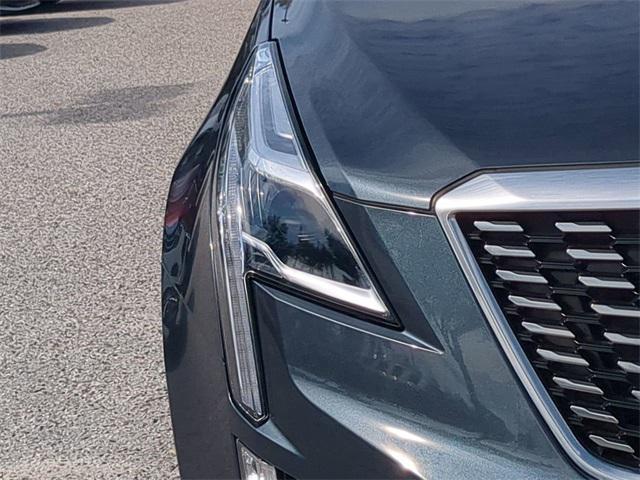 used 2021 Cadillac XT5 car, priced at $27,791