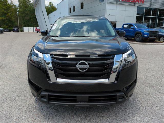 new 2025 Nissan Pathfinder car, priced at $36,300