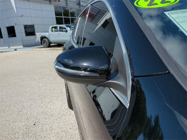 used 2022 Mercedes-Benz GLA 250 car, priced at $26,991