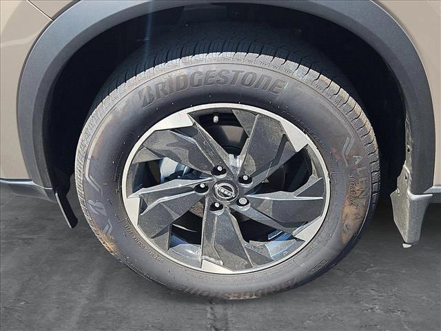 new 2025 Nissan Rogue car, priced at $32,384