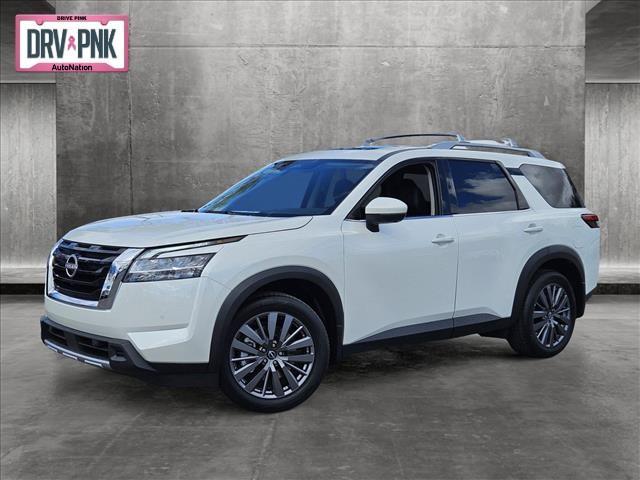 new 2024 Nissan Pathfinder car, priced at $44,017