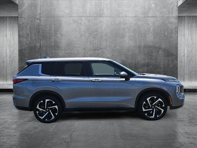 used 2023 Mitsubishi Outlander car, priced at $21,991