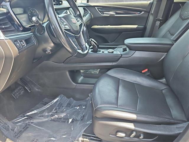 used 2020 Cadillac XT5 car, priced at $19,990