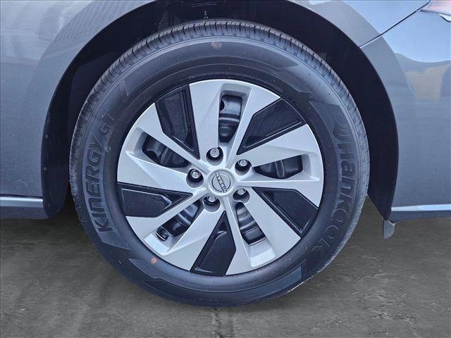new 2025 Nissan Altima car, priced at $25,372