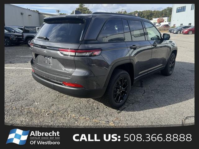 new 2025 Jeep Grand Cherokee car, priced at $45,030