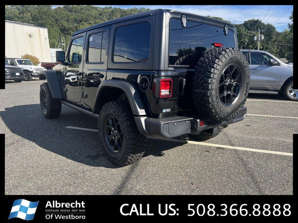 new 2025 Jeep Wrangler car, priced at $44,737