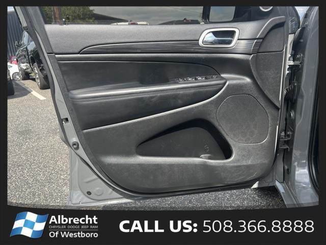 used 2022 Jeep Grand Cherokee car, priced at $30,999