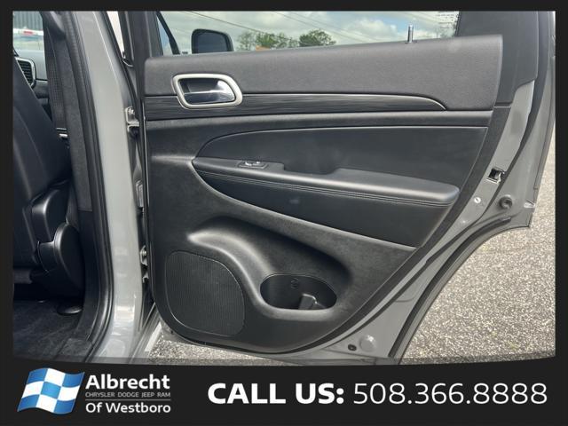 used 2022 Jeep Grand Cherokee car, priced at $30,999