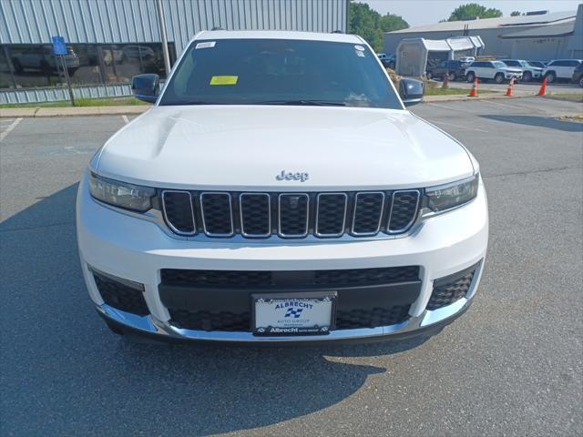 new 2025 Jeep Grand Cherokee L car, priced at $44,940