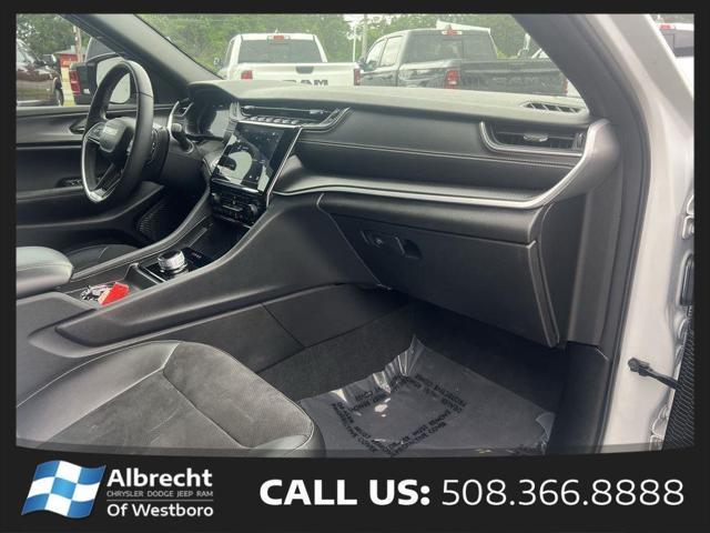 used 2024 Jeep Grand Cherokee car, priced at $35,999