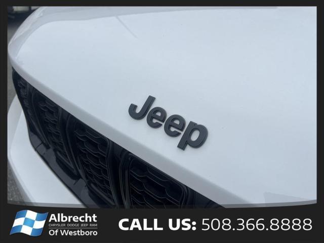 used 2024 Jeep Grand Cherokee car, priced at $35,999