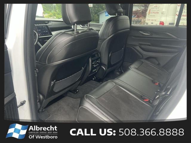 used 2024 Jeep Grand Cherokee car, priced at $35,999