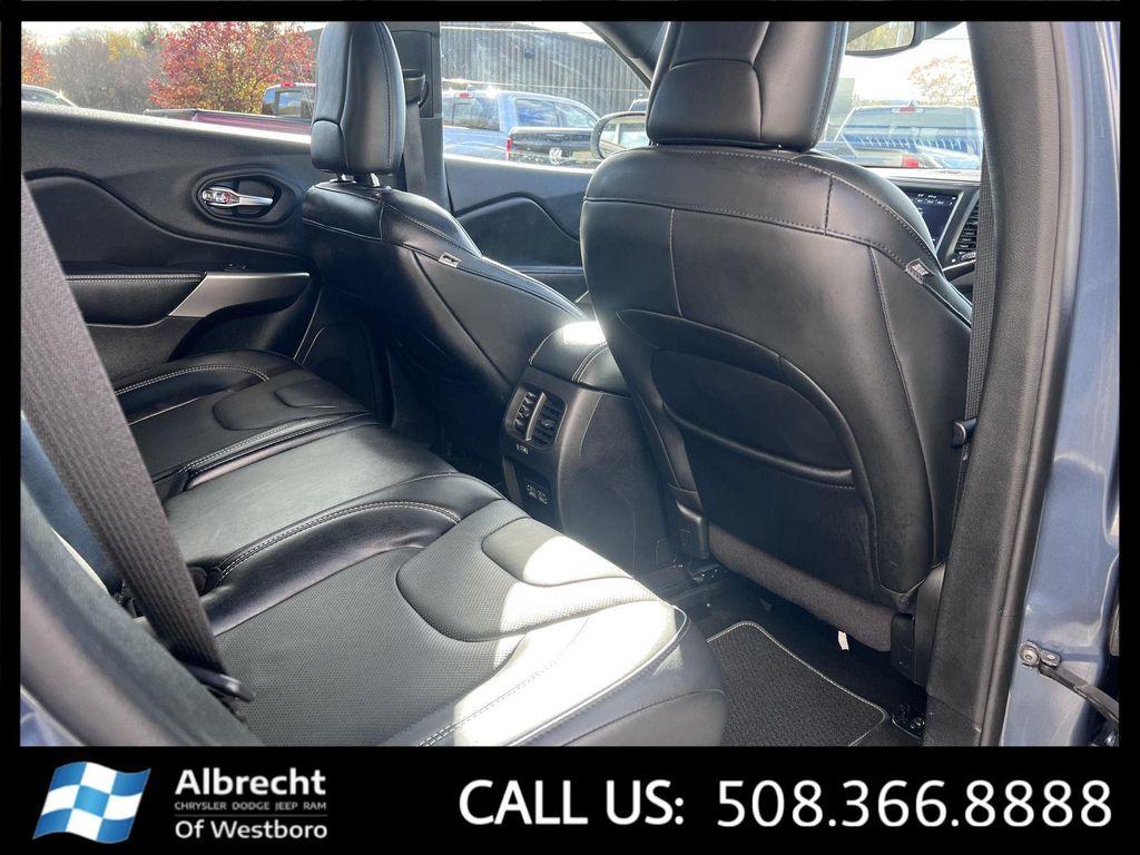 used 2021 Jeep Cherokee car, priced at $20,894