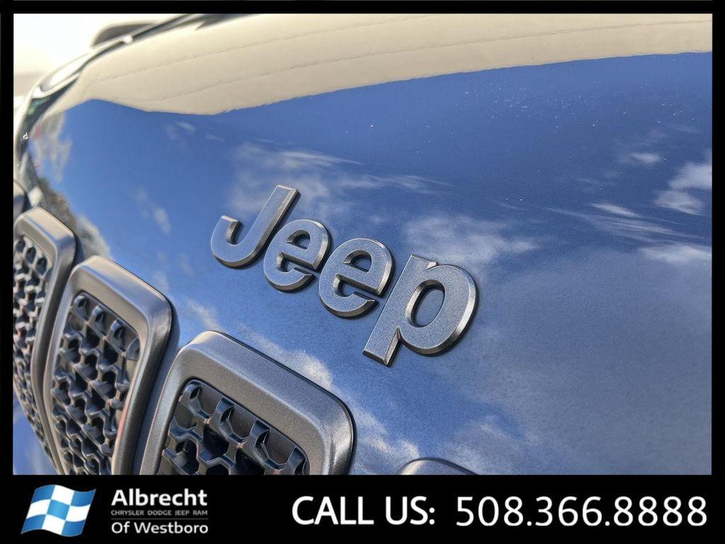 used 2021 Jeep Cherokee car, priced at $20,894