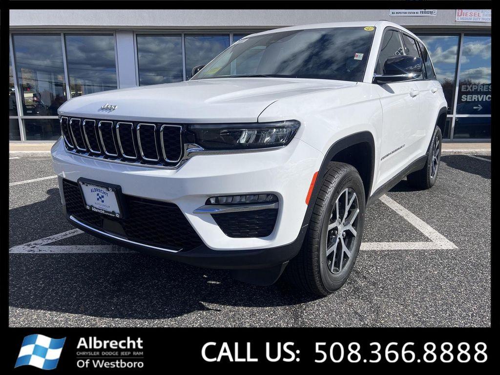 new 2025 Jeep Grand Cherokee car, priced at $43,459