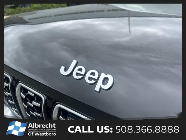 used 2023 Jeep Grand Cherokee car, priced at $41,999