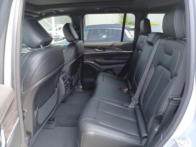 new 2025 Jeep Grand Cherokee car, priced at $43,235