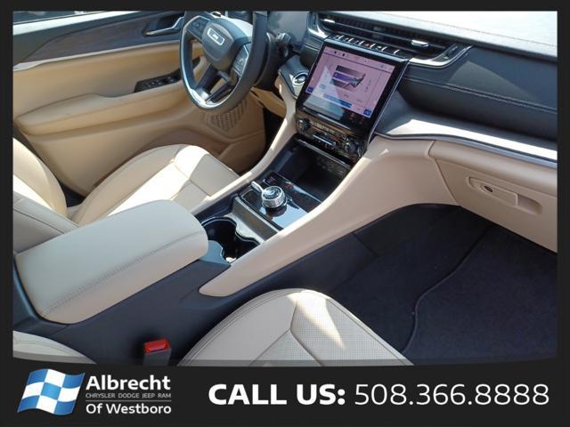new 2025 Jeep Grand Cherokee car, priced at $43,435