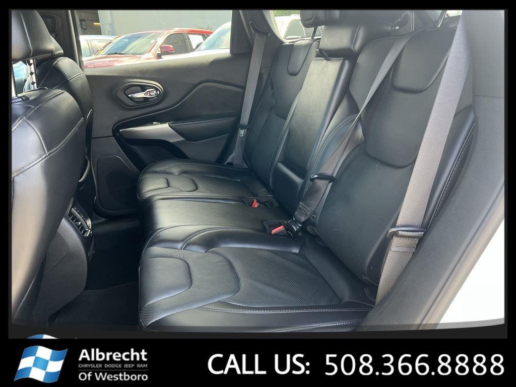 used 2019 Jeep Cherokee car, priced at $17,694