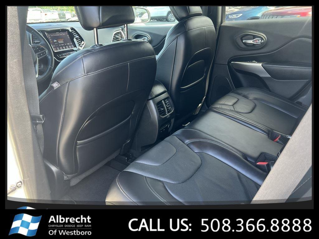 used 2019 Jeep Cherokee car, priced at $17,694