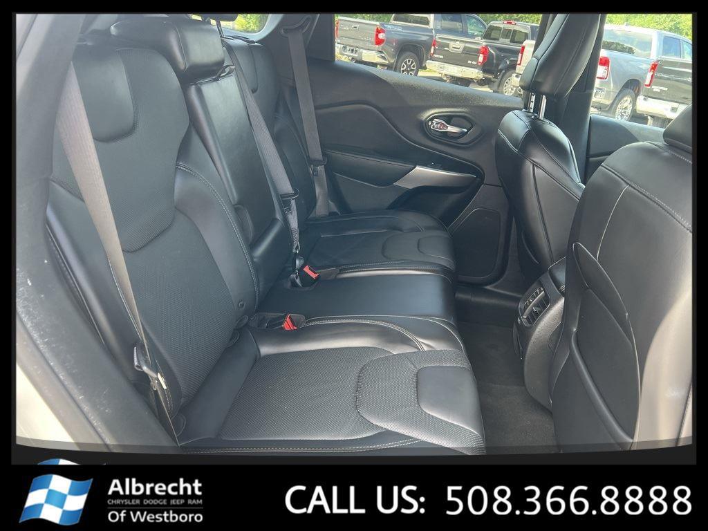 used 2019 Jeep Cherokee car, priced at $17,694