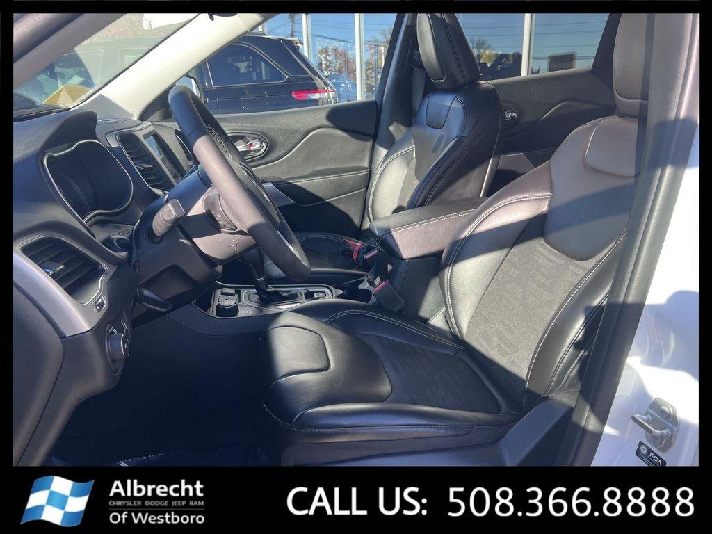 used 2022 Jeep Cherokee car, priced at $27,599