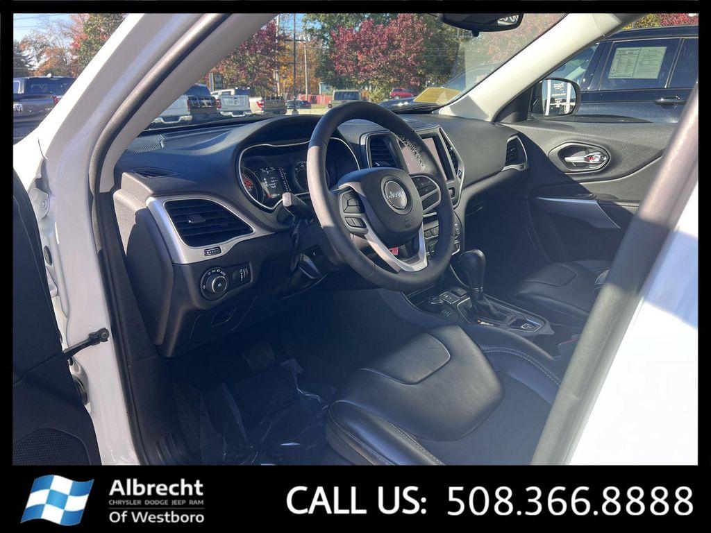 used 2022 Jeep Cherokee car, priced at $27,599