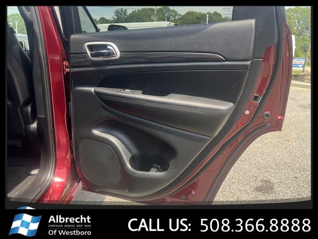 used 2022 Jeep Grand Cherokee car, priced at $28,294